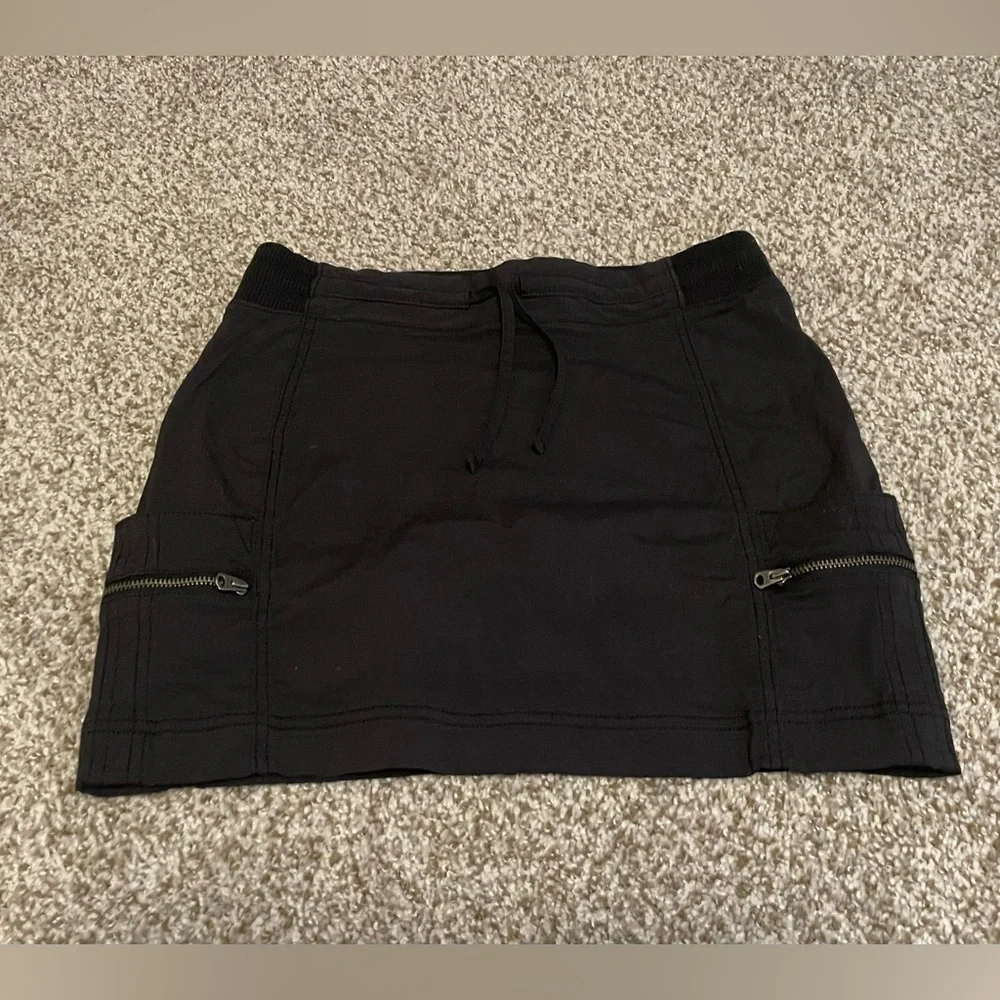 Athleta Trekki Cargo Skort Black Size‎ 2